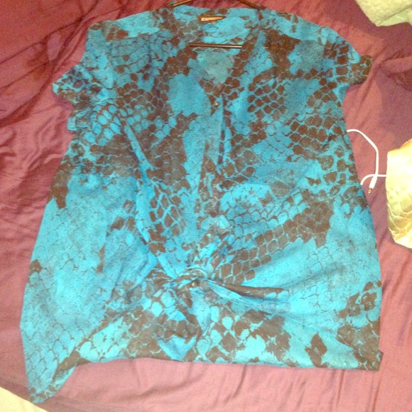 See-through black and blue buttoned blouse! - Picture 1 of 3