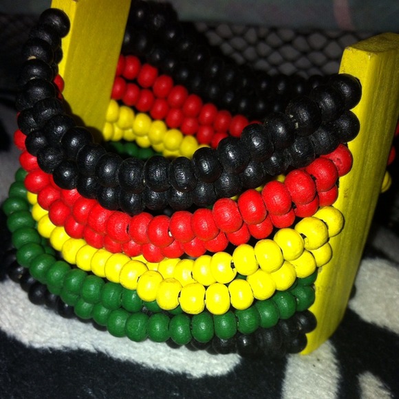 ❤💚💛bracelet❤💚💛