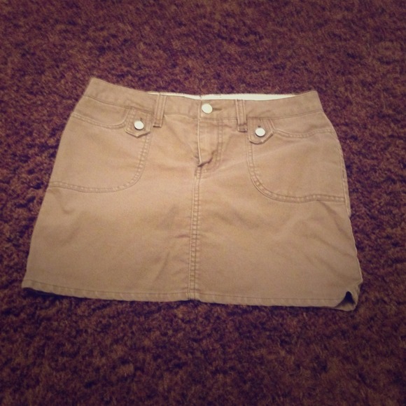 Brown mini skirt
