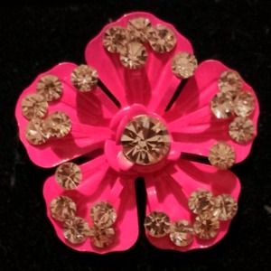Pink adjustable flower ring with crystals
