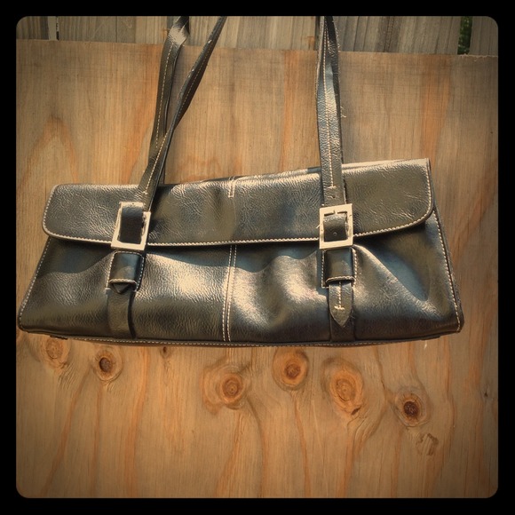 Kenneth Cole leather purse