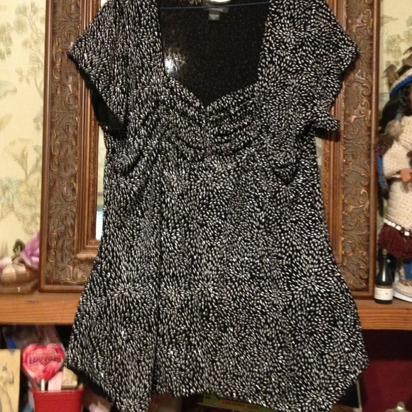 DressBarn Beautiful Top