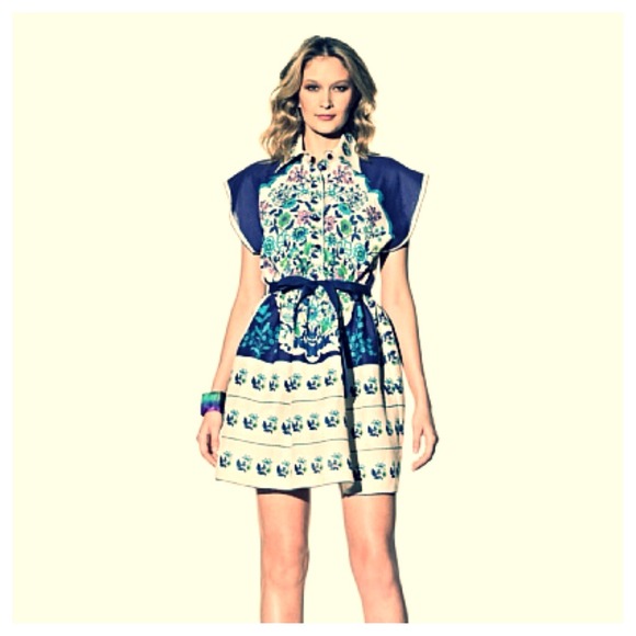 Anna Sui Dresses & Skirts - NWT Auth Anna Sui Print Dress