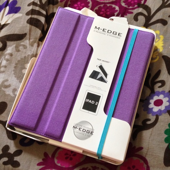 💥SOLD💥Purple iPad 2 Stand Case