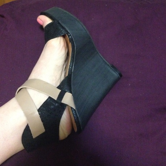 Sold! - Picture 3 of 4