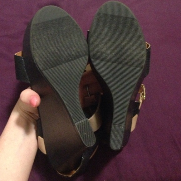 Sold! - Picture 4 of 4