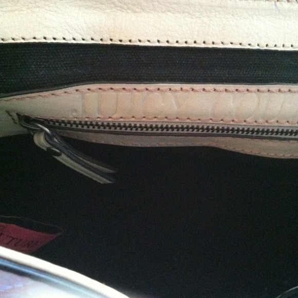 Juicy couture white leather handbag! Perfect gift. - Picture 4 of 4