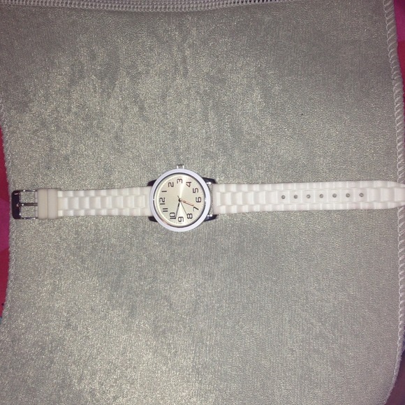 I don't wear it as much as I should - Picture 1 of 4