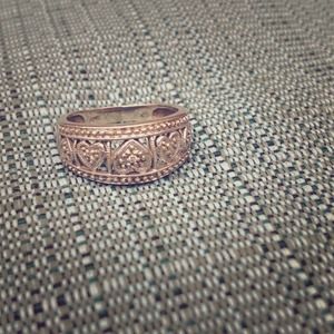 Vintage Style Ring of Hearts