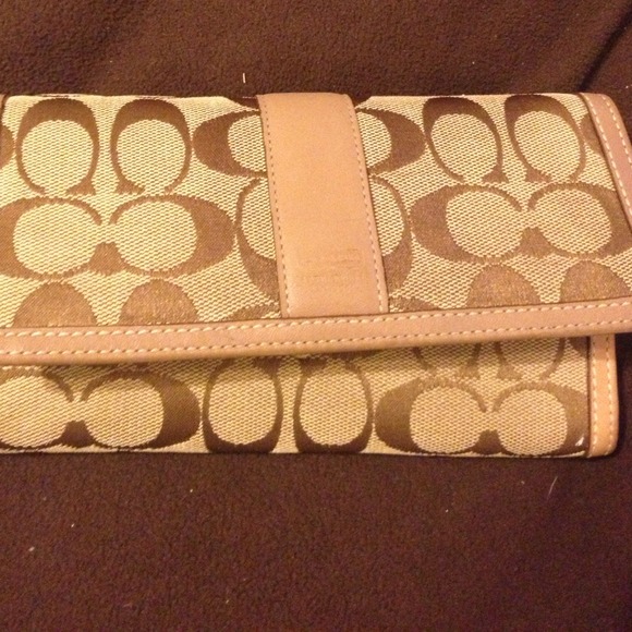 ❌❌❌ Sold:Brown coach wallet❌❌❌ - Picture 1 of 4