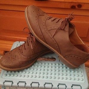 🚫SOLD 🚫Women's Oxfords . Size 8
