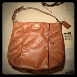 💥💥sold💥💥All leather Coach handbag/crossbody