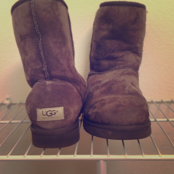 UGG Short Brown Boots