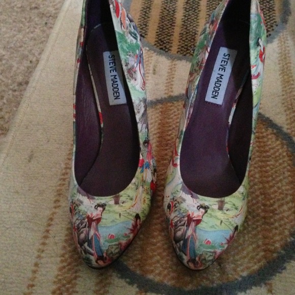 Steve Madden Pumps