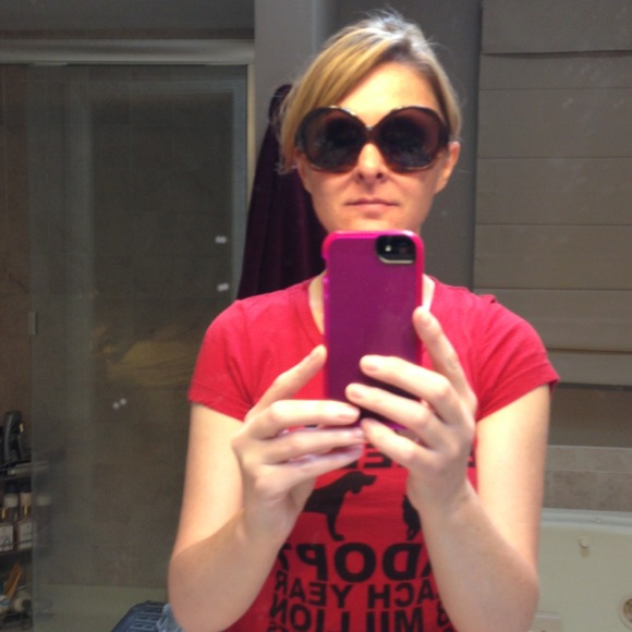 House of Harlow 1960 Accessories - House of Harlow Anais Sunnies in color Coffee