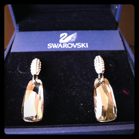 Swarovski crystal and diamond inspired earrings