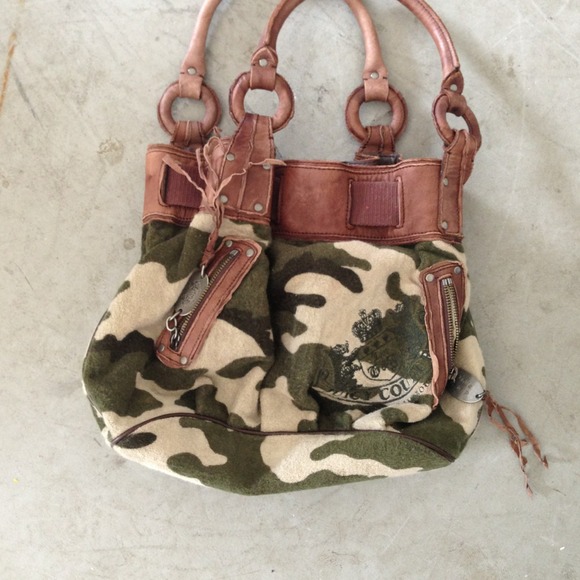 Juicy camo purse.