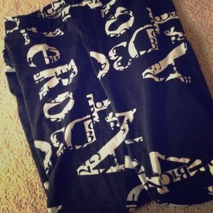 Cotton Alphabet Leggings .