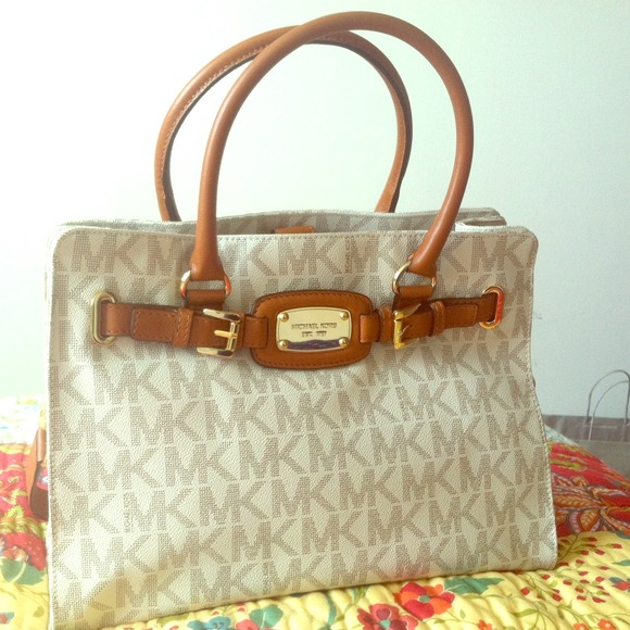 ⛔️REDUCED⛔️MK Hamilton bag Vanilla LG