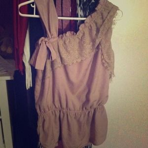 *Sold* Elegant peplum brown top.