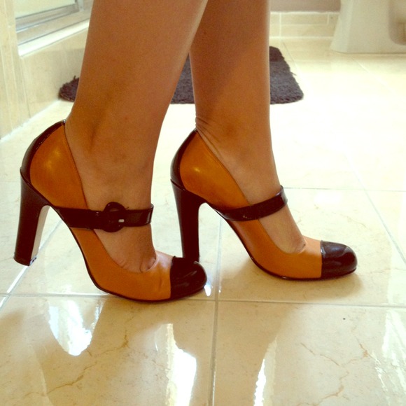 Bundle! Authentic Enzo Angiolini pumps size 4