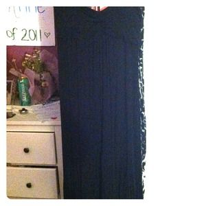 Beautiful high low hem maxi dress!