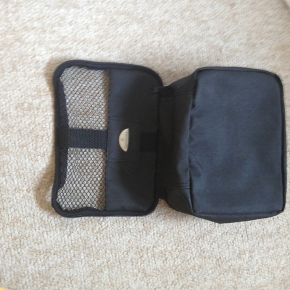 Donated! Samsonite Cosmetic Case - Picture 4 of 4