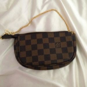 LV  clutch🔷SALE🔷