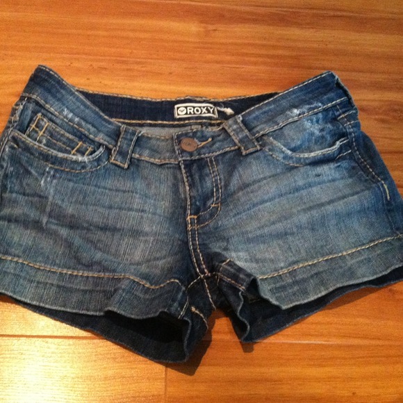 SOLDRoxy shorts - Picture 4 of 4