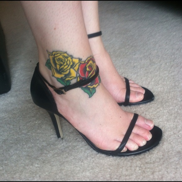 Pierre Dumas Black Heels & Tennis Skirt for @sgmt