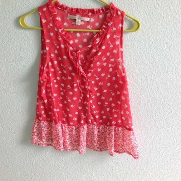 Sold 🌻 Cute Floral Chiffon Blouse