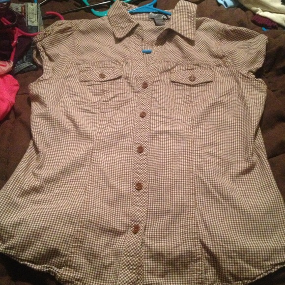 Large brown plaid top