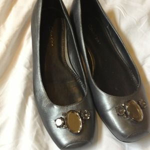 Never Worn Calvin Klein Flats Size 9M