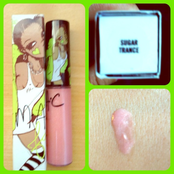MAC Fafi Lipglass