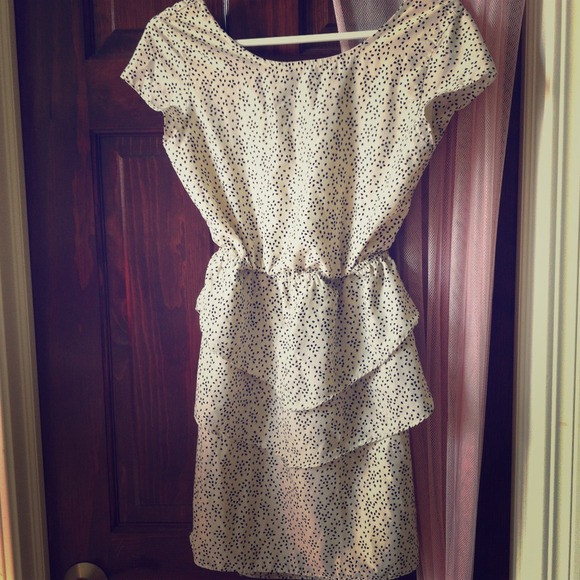 Dress - Picture 1 of 2