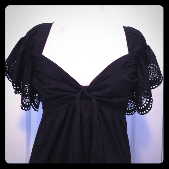 Robert Rodriguez Dresses & Skirts - NWT Robert Rodriguez black embroidered tie dress