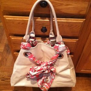Pale pink bag for beach or vacation