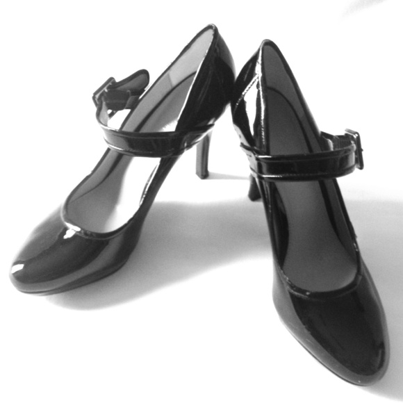 Black patent Calvin Klein Platform Mary Janes