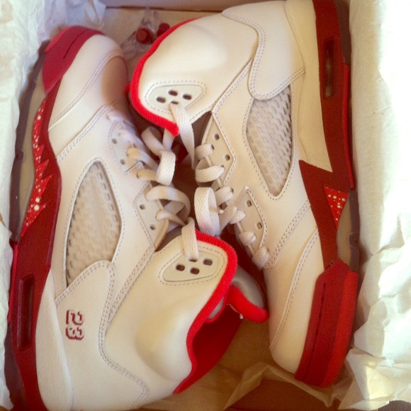 Scarlet red 5s