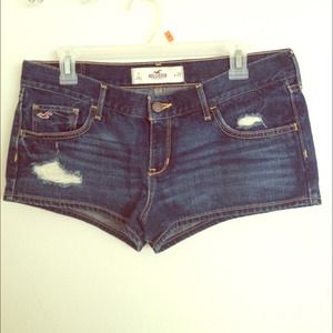 Hollister denim shorts and Delia's top