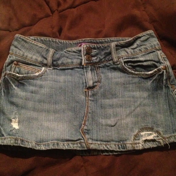 Size 3 Denim mini skirt