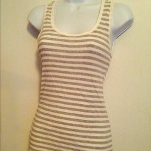 ❌SOLD💝BUNDLED GAP Grey & White Striped Tank