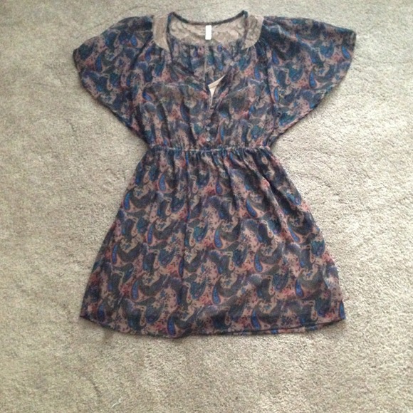 ❌SOLD IN BUNDLE❌ Dress