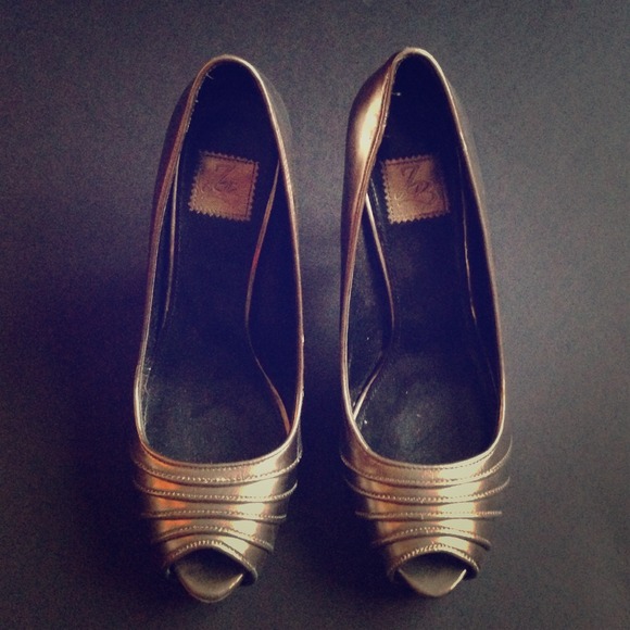 Zara Shoes - Zara warm silver heels