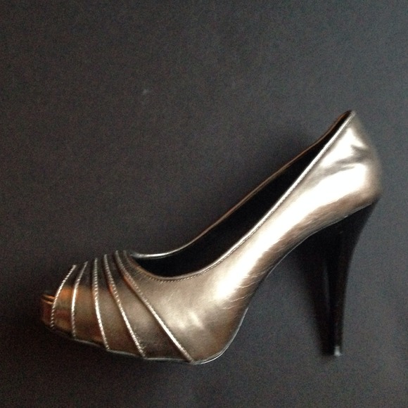 Zara warm silver heels - Picture 2 of 4