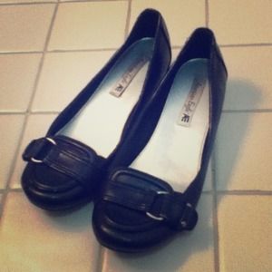 American Eagle flats- black