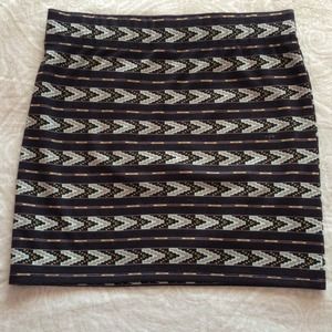 ❌SOLD❌Nollie Aztec print skirt.