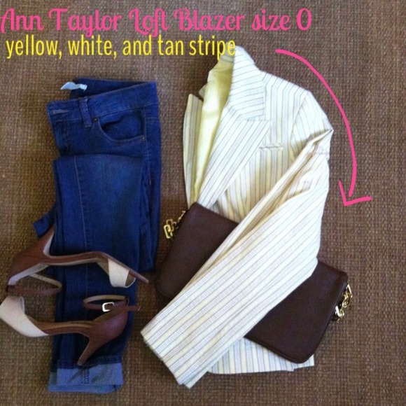 SOLD Ann Taylor Loft Blazer, size 0. Perfect