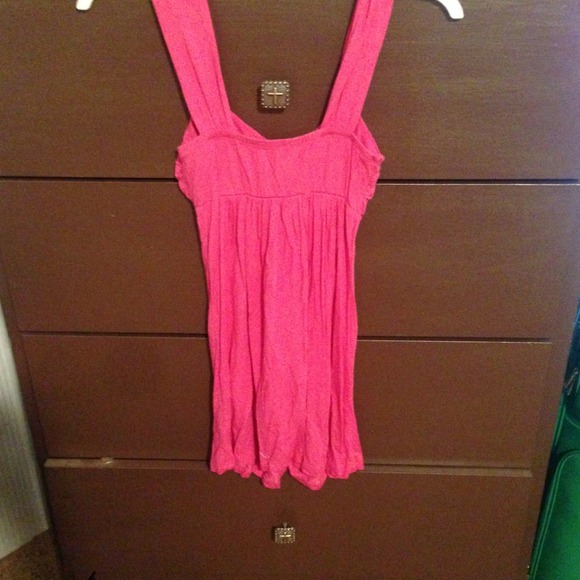 Pink top - Picture 2 of 2