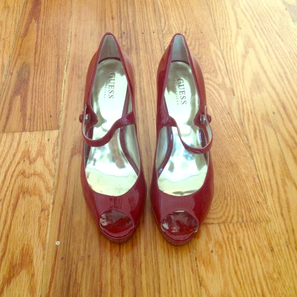 Guess Red Mary Jane Stilettos Sz 8 - Picture 1 of 3